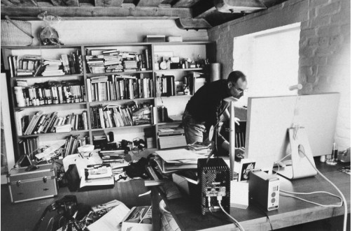 Steve Jobs: Home Office as Reflection of Who You Are
